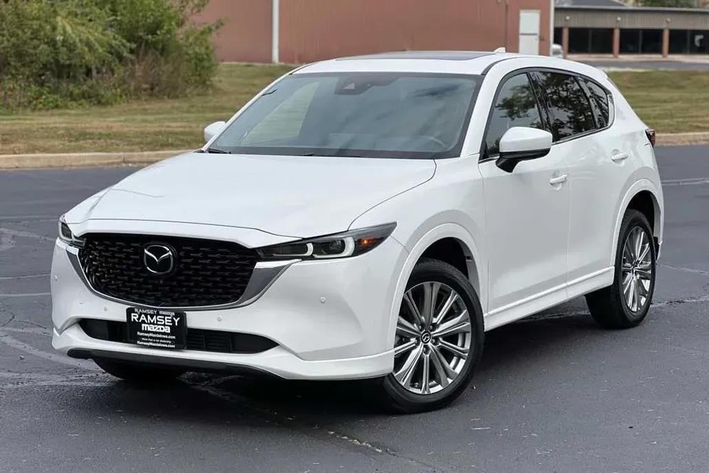 2023 Mazda CX-5 2.5 Turbo Signature photo 1
