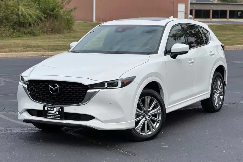 2023 Mazda CX-5 2.5 Turbo Signature photo 1