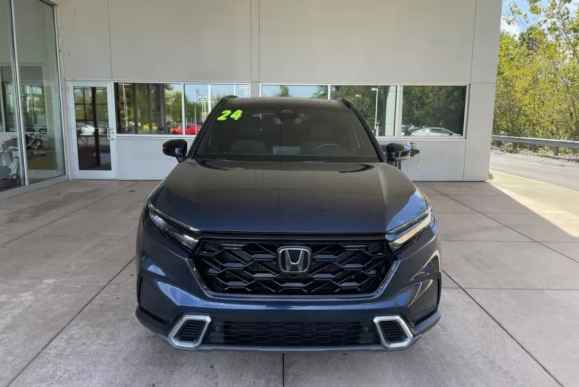 2024 Honda CR-V Hybrid Sport Touring photo 1