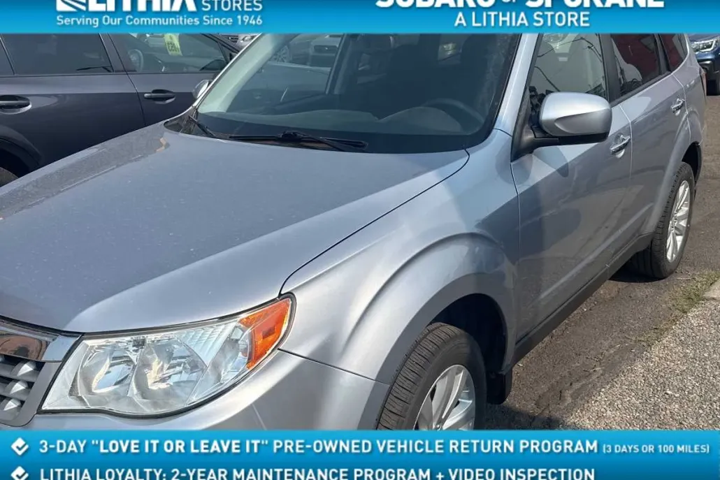 2012 Subaru Forester 2.5X Premium photo 1