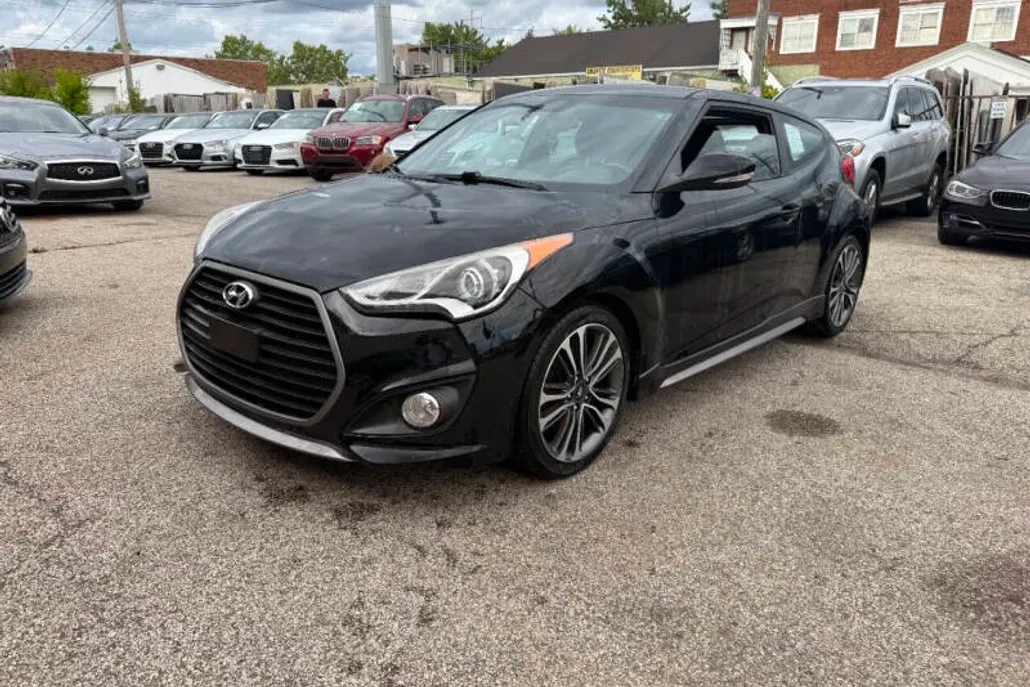 2016 Hyundai Veloster Turbo photo 1
