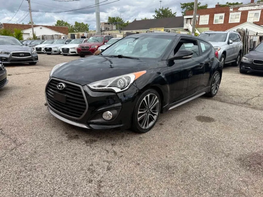 2016 Hyundai Veloster Turbo photo 1