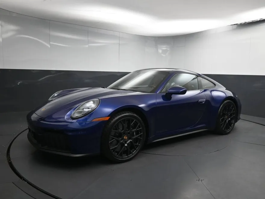 2025 Porsche 911 4 GTS photo 1