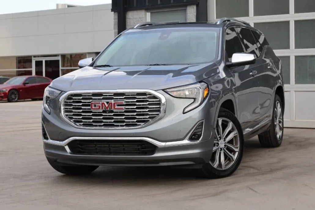 2020 Gmc Terrain Denali photo 1