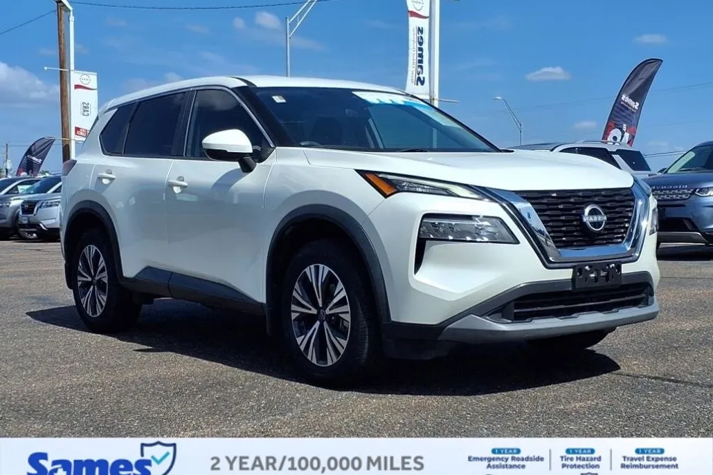 2022 Nissan Rogue SV photo 1