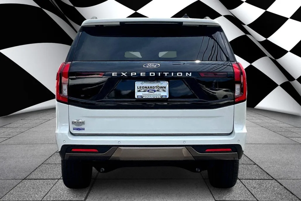 2025 Ford Expedition King Ranch photo 1