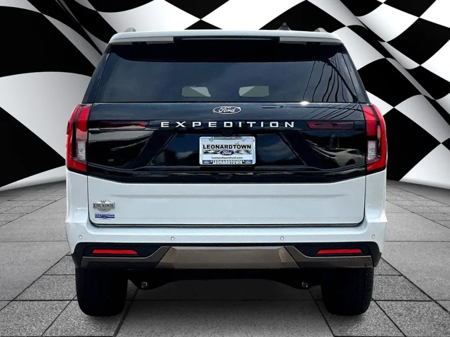2025 Ford Expedition King Ranch photo 1