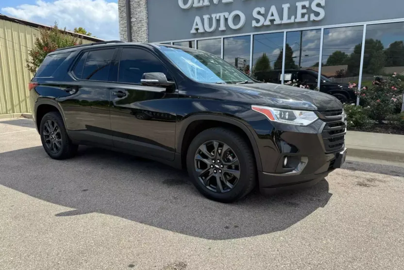 2021 Chevrolet Traverse RS photo 1