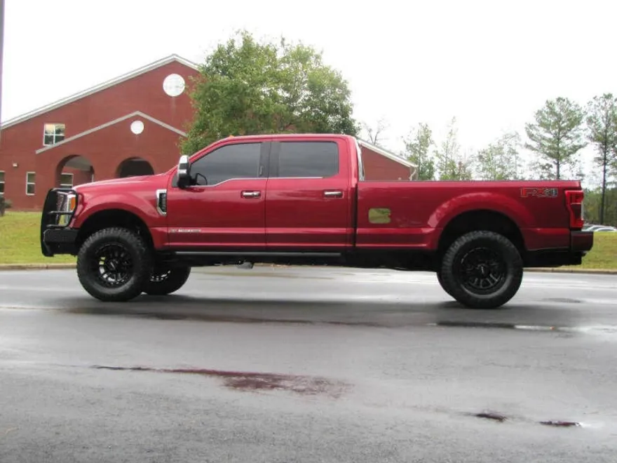 2019 Ford F-250 Platinum photo 1