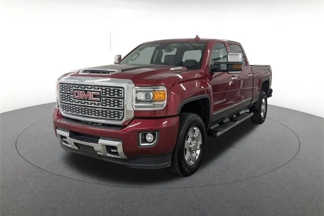 2019 Gmc Sierra 3500 HD Denali photo 1