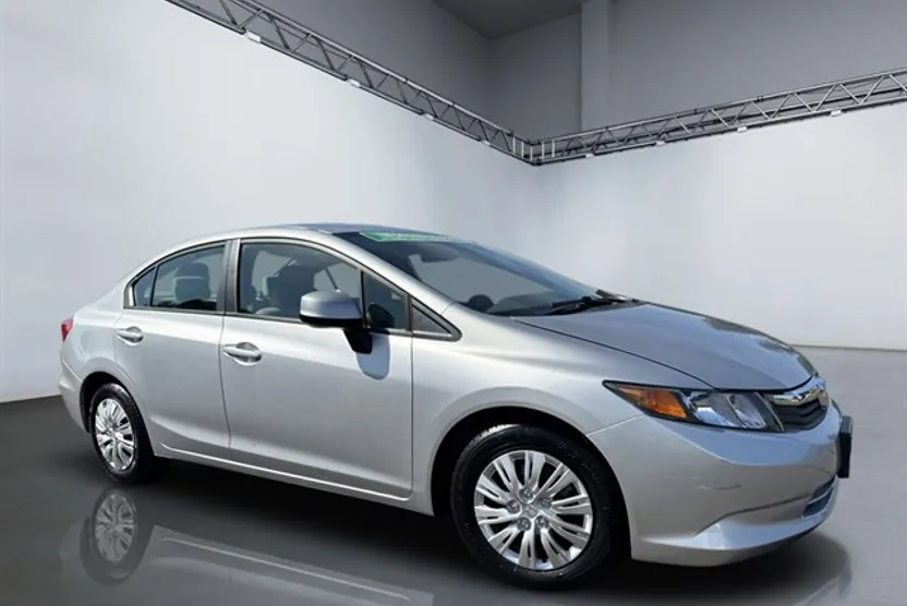 2012 Honda Civic LX photo 1