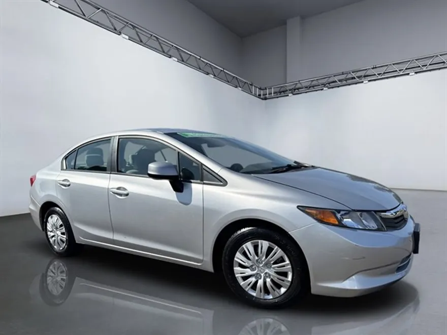 2012 Honda Civic LX photo 1