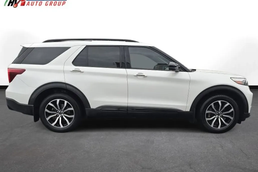 2020 Ford Explorer ST photo 1