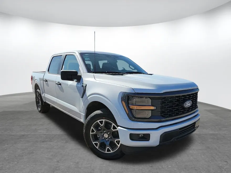 2025 Ford F-150 STX photo 1