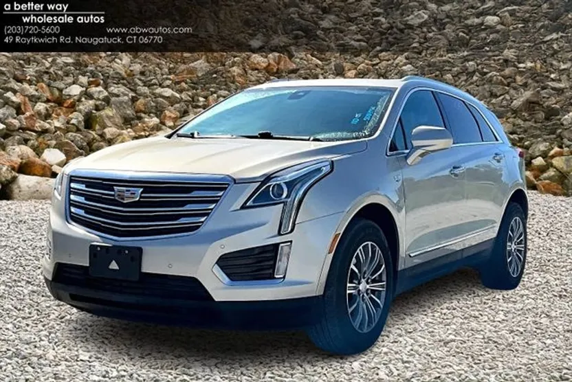 2017 Cadillac XT5 Luxury photo 1