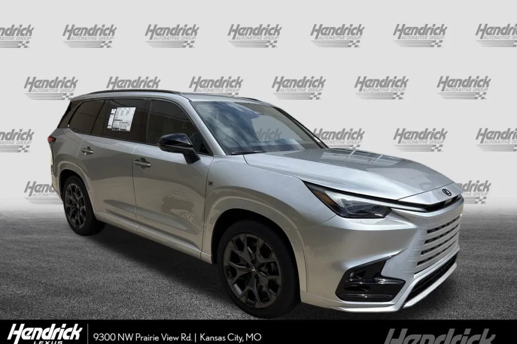 2025 Lexus TX 500h F SPORT Performance Premium photo 1