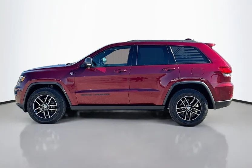 2018 Jeep Grand Cherokee Trailhawk Sport photo 1