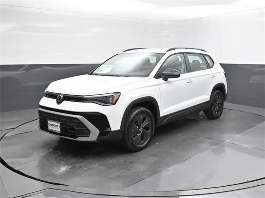 2025 Volkswagen Taos S photo 1