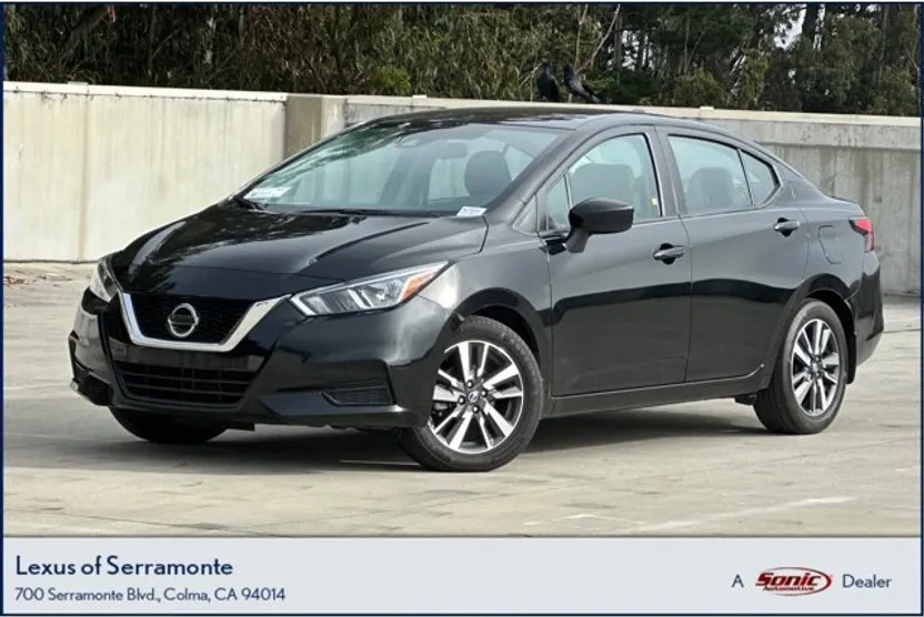 2022 Nissan Versa 1.6 SV photo 1