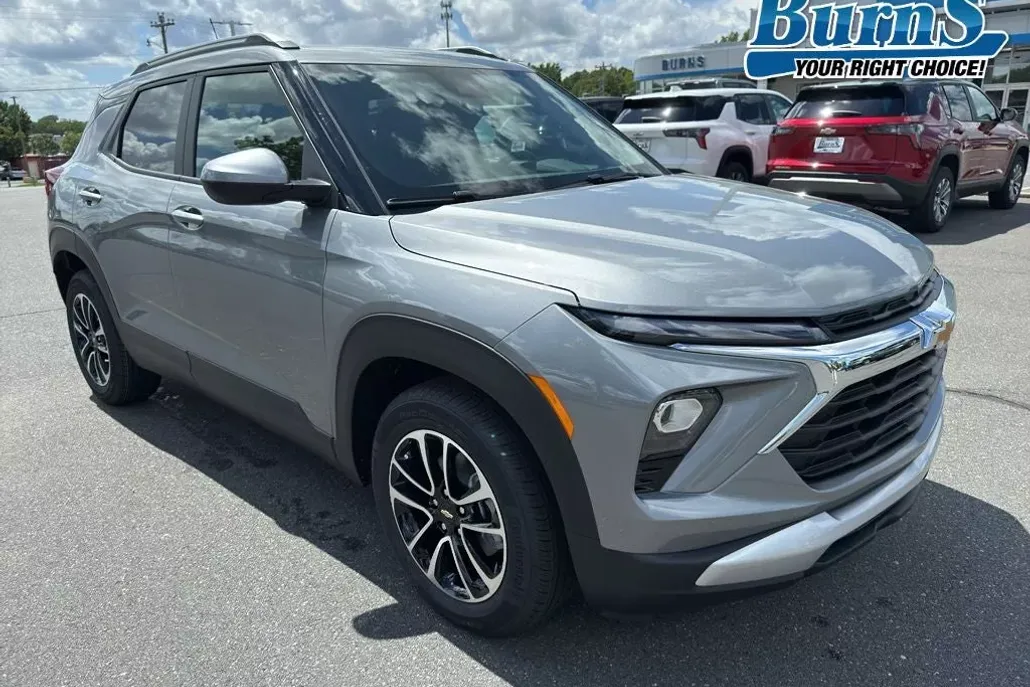 2026 Chevrolet Trailblazer LT photo 1