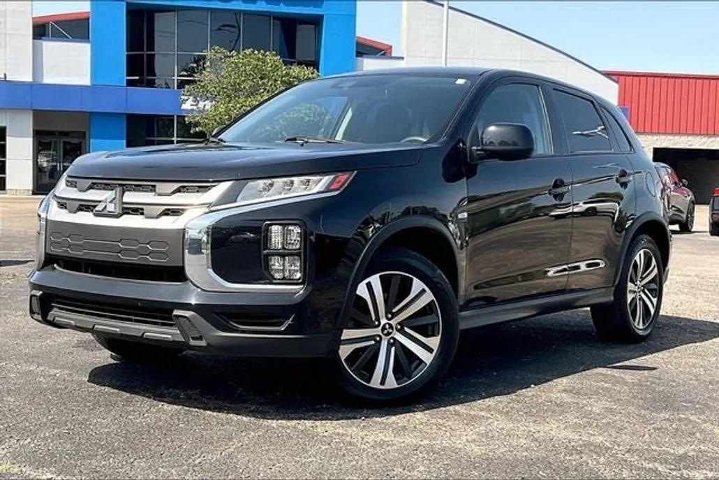 2022 Mitsubishi Outlander Sport ES photo 1