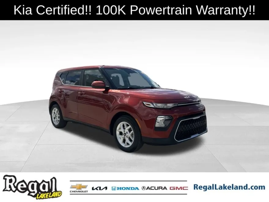 2022 Kia Soul S photo 1