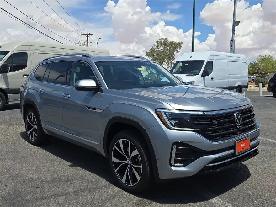 2025 Volkswagen Atlas SEL Premium R-Line photo 1