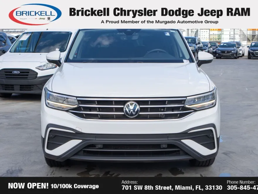 2022 Volkswagen Tiguan SE photo 1