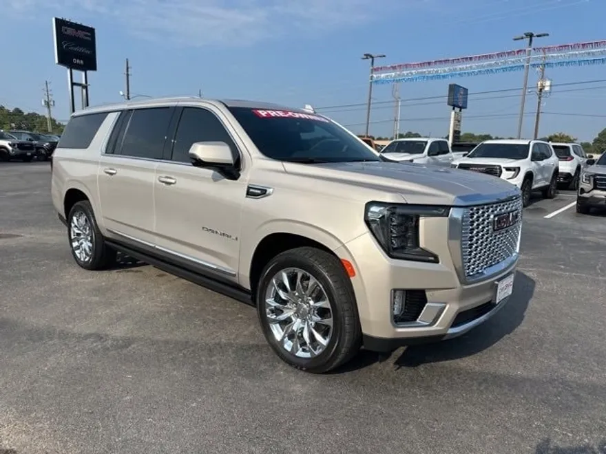 2022 Gmc Yukon XL Denali photo 1