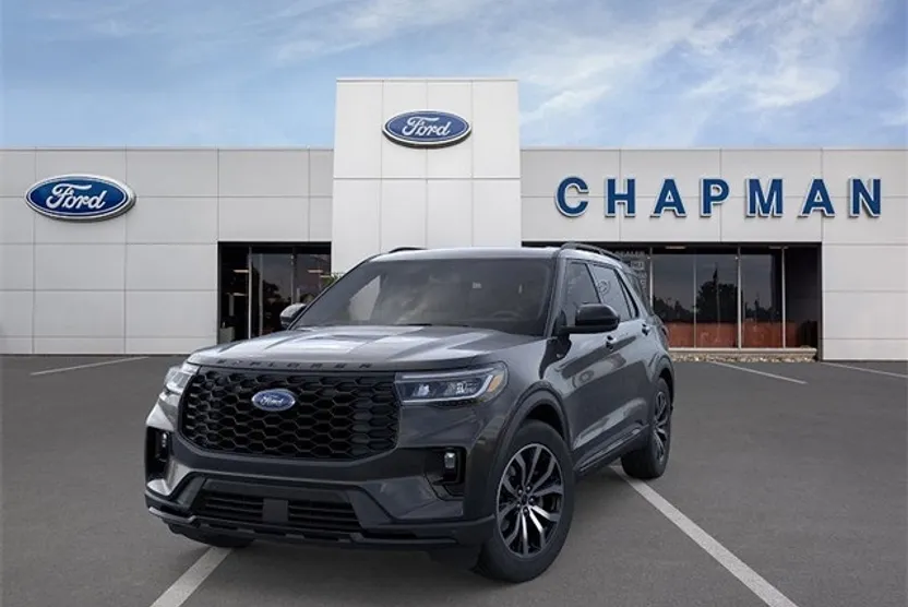 2025 Ford Explorer ST-Line photo 1