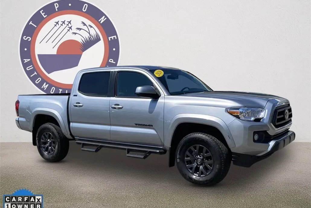 2023 Toyota Tacoma SR5 photo 1