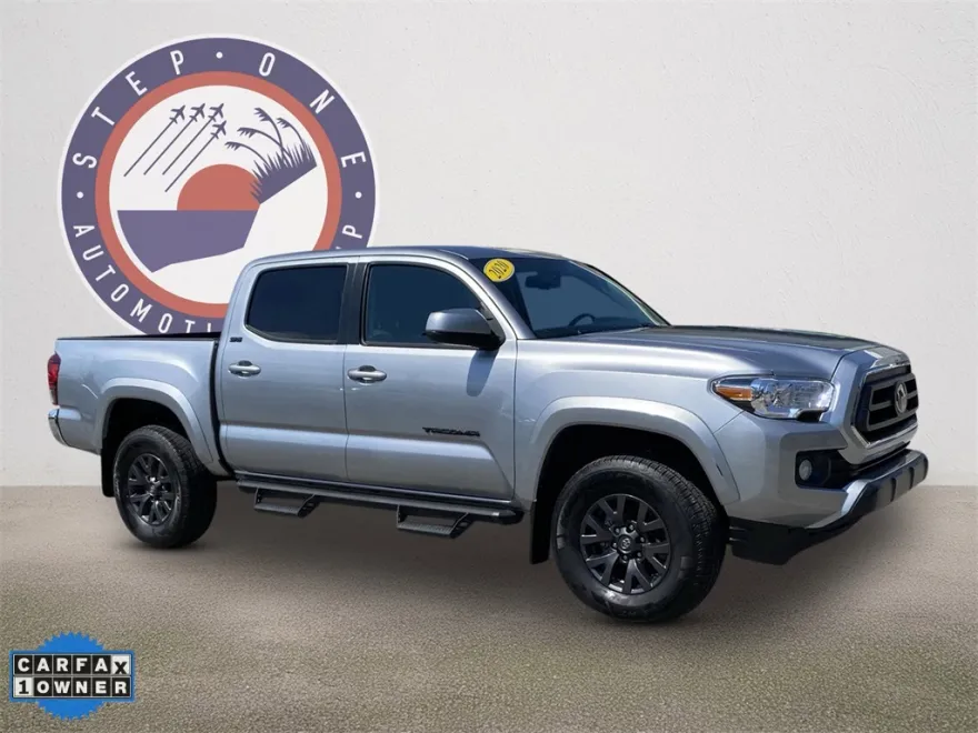 2023 Toyota Tacoma SR5 photo 1