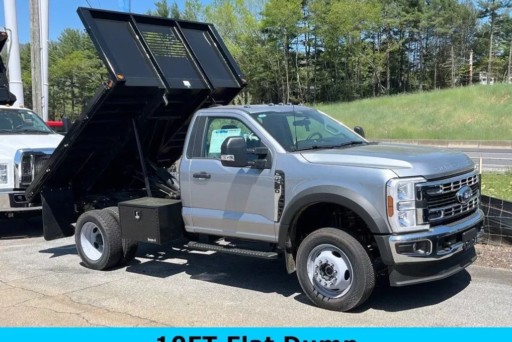 2024 Ford F-550 XL photo 1