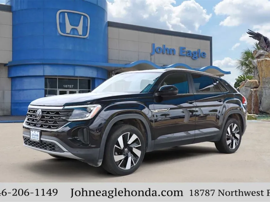 2024 Volkswagen Atlas Cross Sport SE Technology photo 1