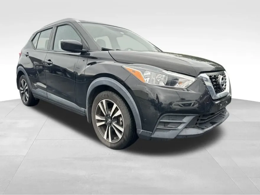 2018 Nissan Kicks SV photo 1