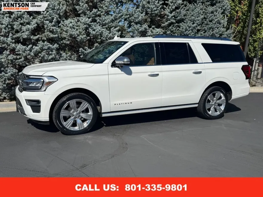 2023 Ford Expedition MAX Platinum photo 1