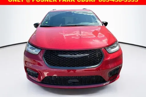 2026 Chrysler Pacifica Limited photo 2