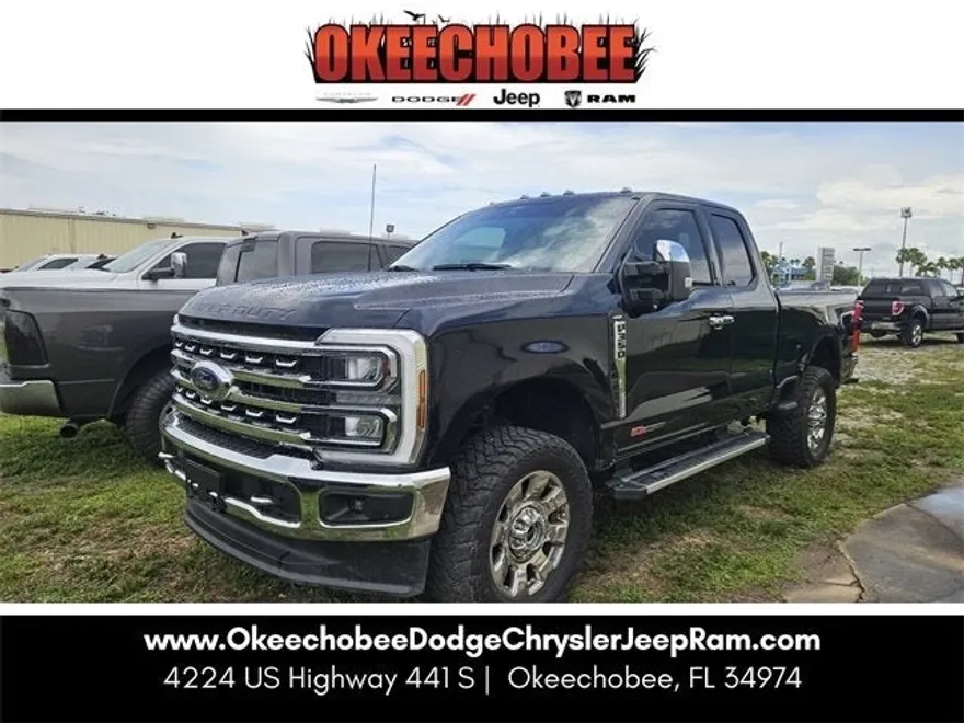 2024 Ford F-350 Lariat photo 1