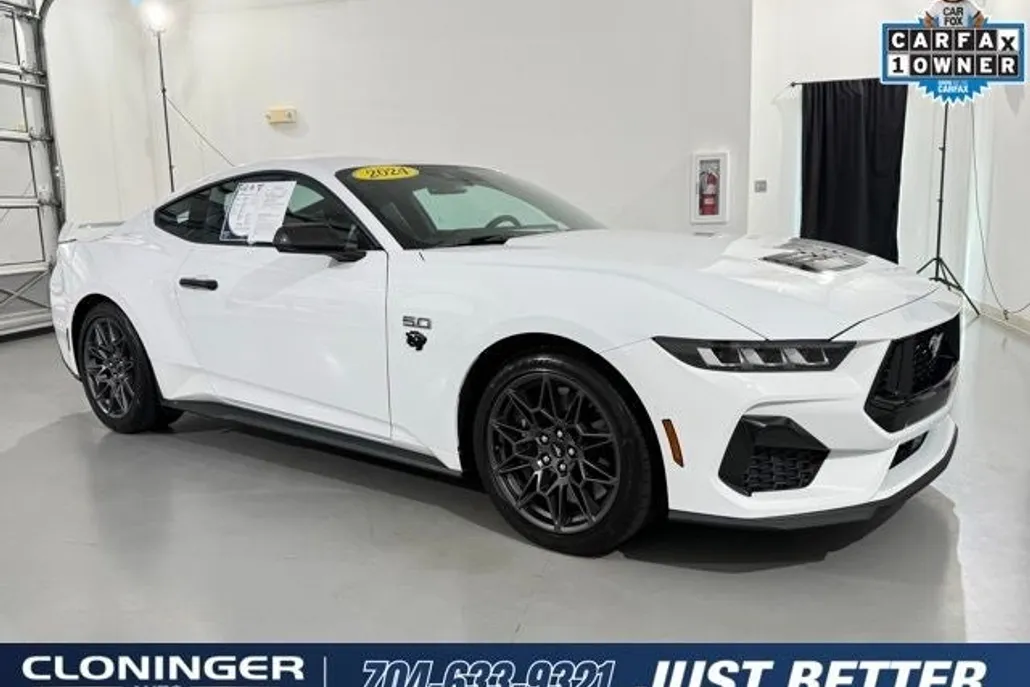 2024 Ford Mustang GT Premium photo 1