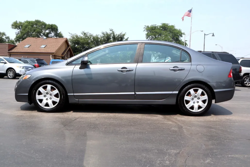 2011 Honda Civic LX photo 1