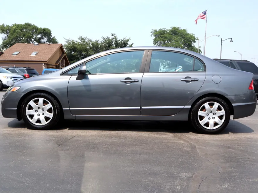2011 Honda Civic LX photo 1