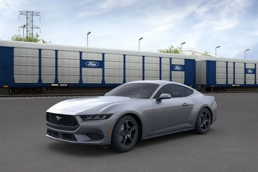 2025 Ford Mustang EcoBoost photo 1