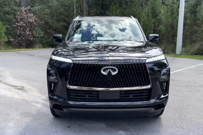 2026 Infiniti QX80 photo 1