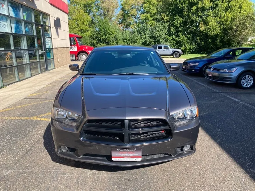2014 Dodge Charger SXT AWD photo 1