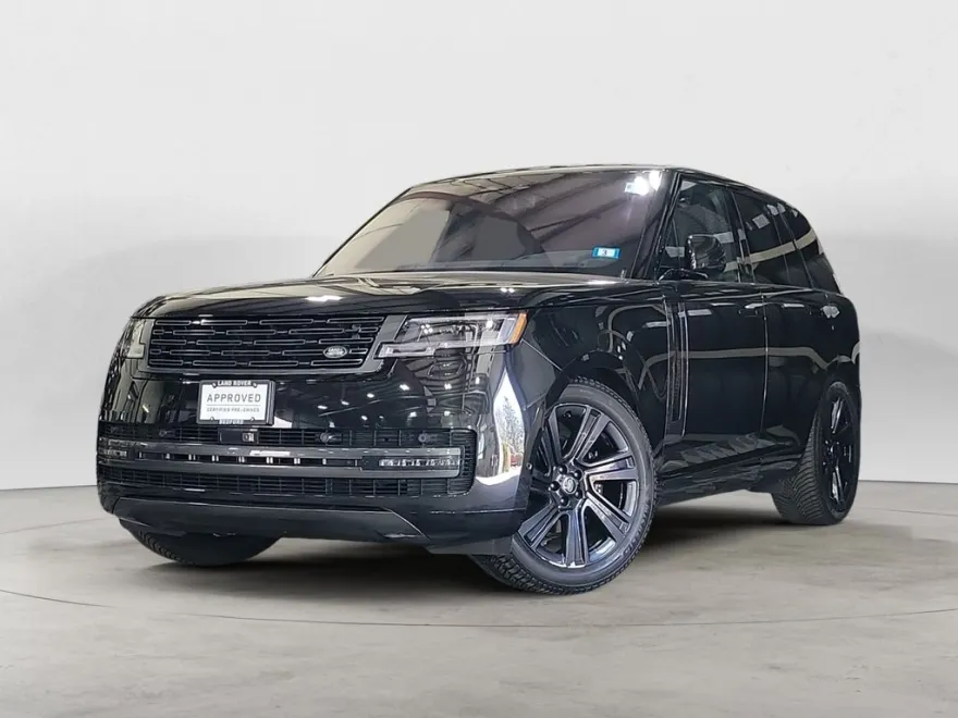 2023 Land Rover Range Rover SE photo 1