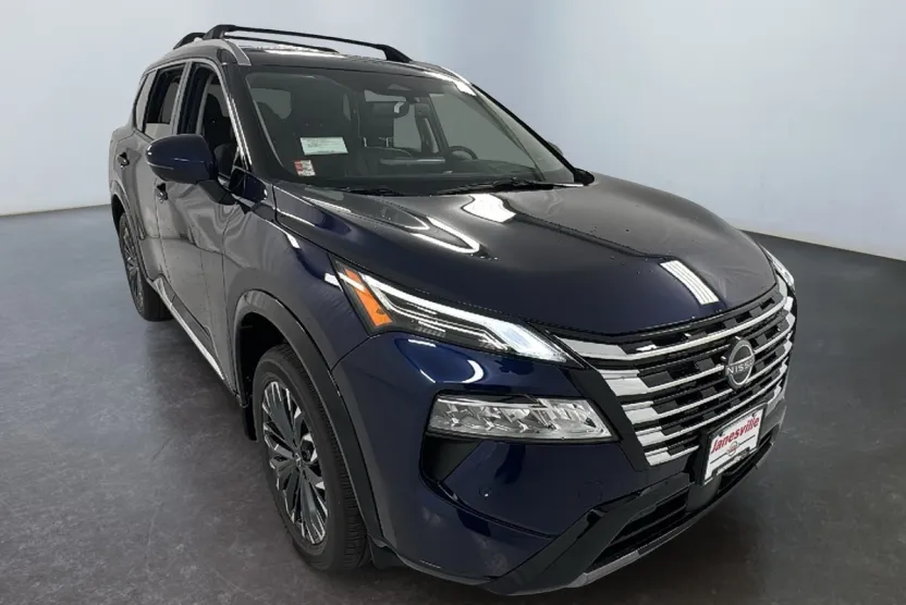 2026 Nissan Rogue Platinum photo 1