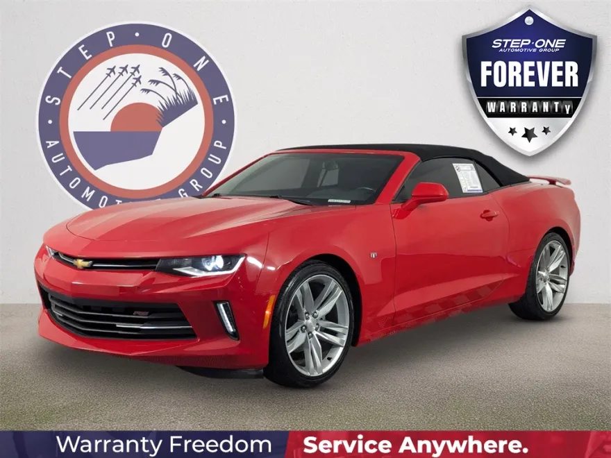 2017 Chevrolet Camaro 2LT photo 1