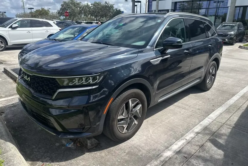 2023 Kia Sorento Hybrid EX photo 1