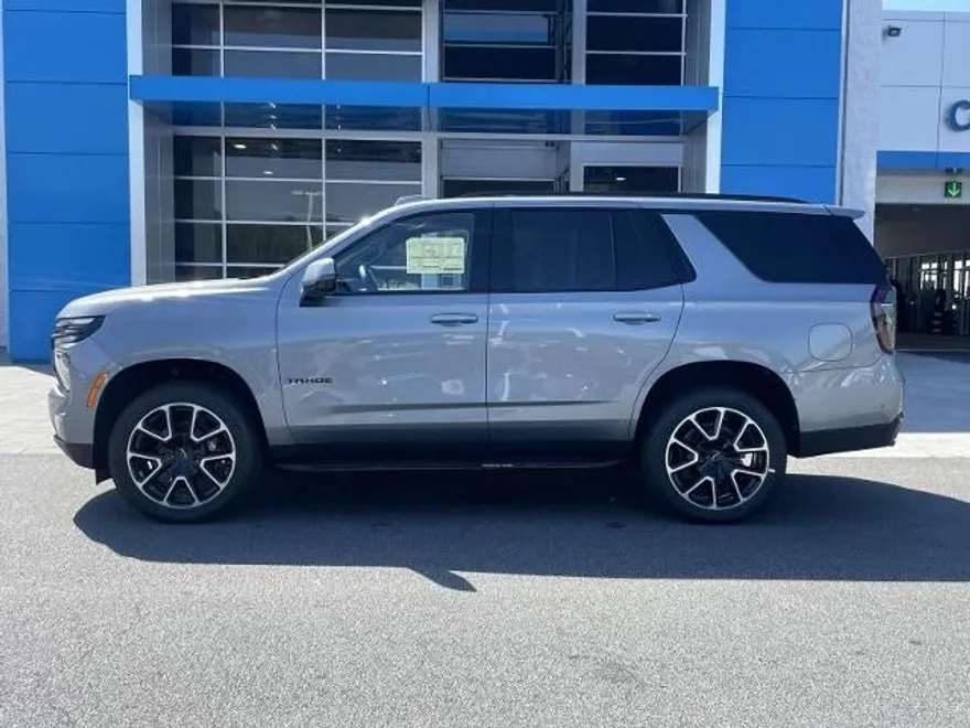 2026 Chevrolet Tahoe RST photo 1