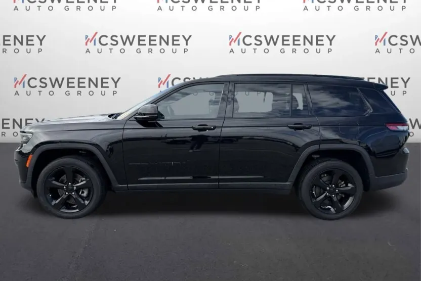2021 Jeep Grand Cherokee Altitude photo 1